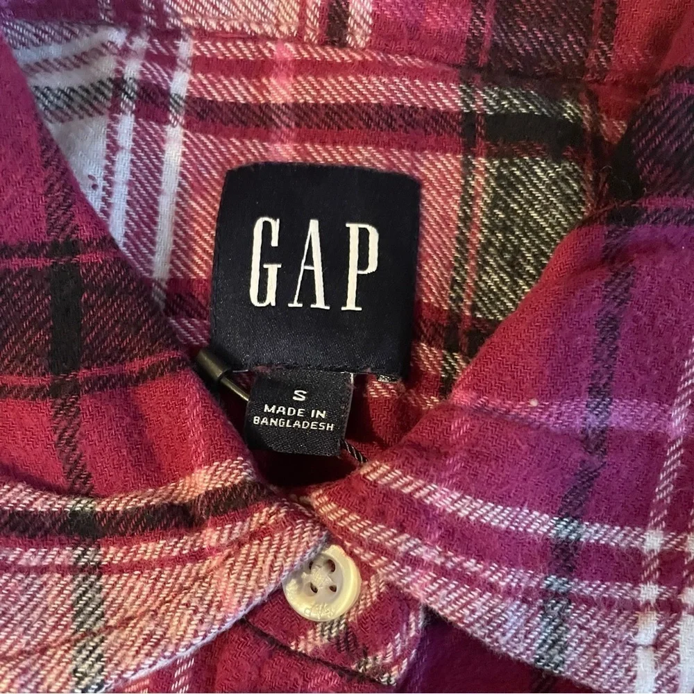Women's Gap Flannel Boyfriend Shirt Pink Size Small - Picture 8 of 11